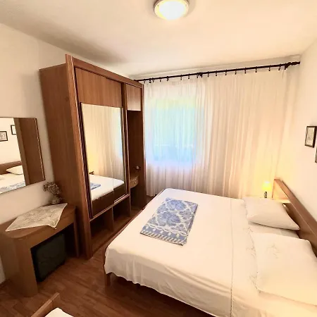 公寓 With Terrace And Private Parking 斯拉诺